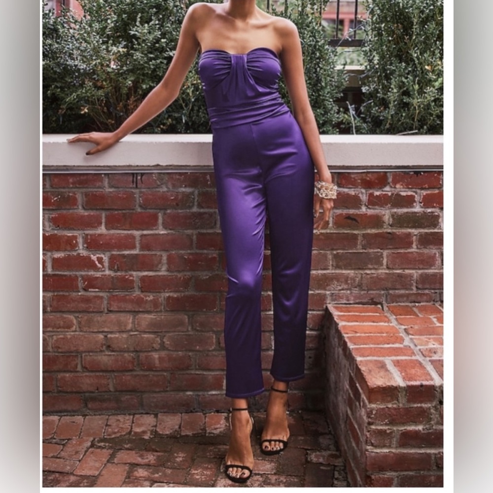 EXPRESS BRAND NEW PURPLE STRAPLESS JUMPSUIT